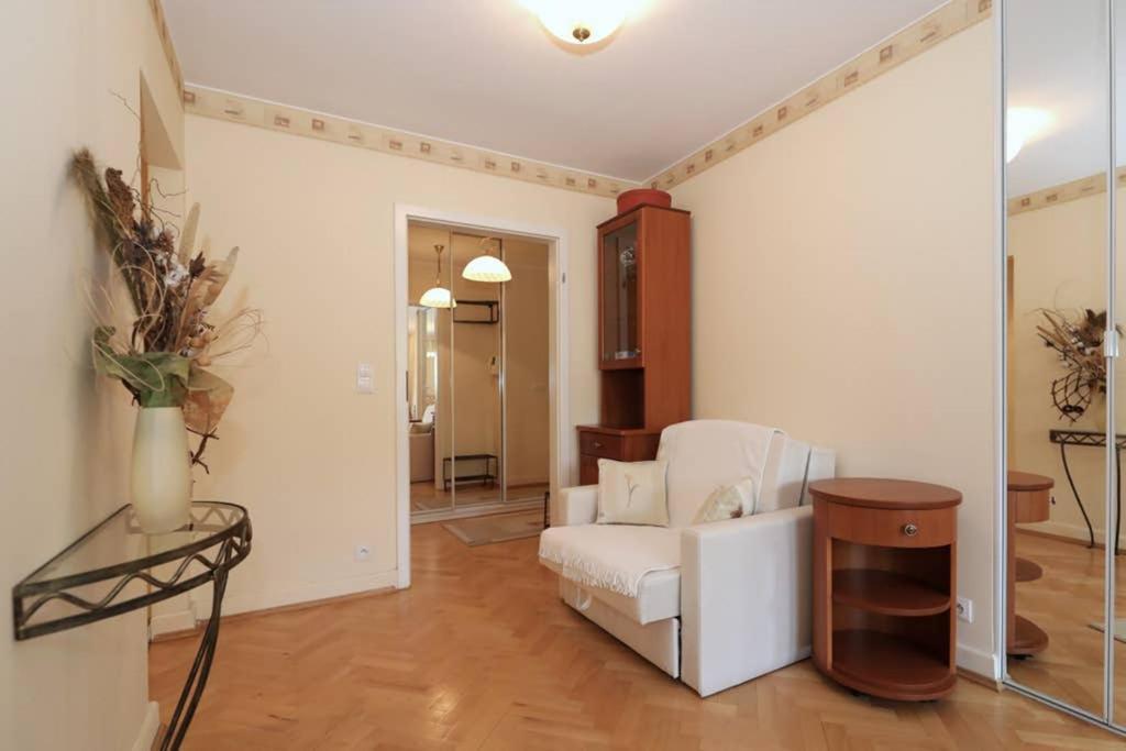 Apartment Lucky 13 - Bright Just By The Sea